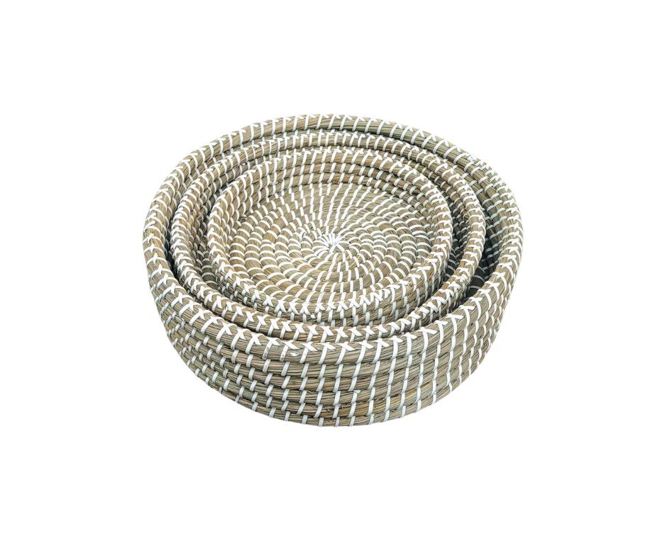 Round Dried grass Woven Serving Tray  (3 pieces)
